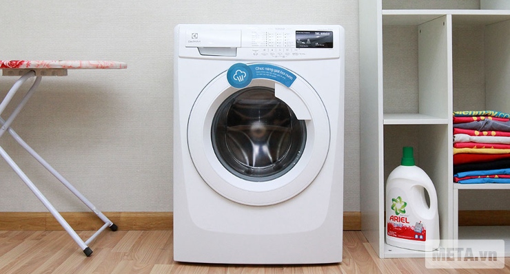 Máy giặt cửa trước 7.5 kg Electrolux EWF85743 cài đặt nhiều chương trình giặt đa dạng. Máy giặt cửa trước 7.5 kg Electrolux EWF85743 cài đặt nhiều chương trình giặt đa dạng.