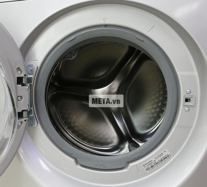 Máy giặt cửa trước 9 kg Electrolux EWF12932S thiết kế lồng giặt tổ ong hiện đại. Máy giặt cửa trước 9 kg Electrolux EWF12932S thiết kế lồng giặt tổ ong hiện đại.