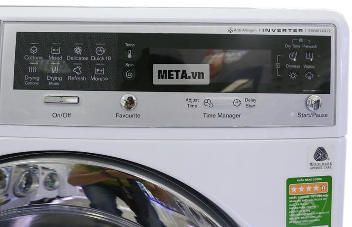 Máy giặt và sấy 10 kg Electrolux EWW14012 trang bị bảng điều khiển cảm ứng. Máy giặt và sấy 10 kg Electrolux EWW14012 trang bị bảng điều khiển cảm ứng.