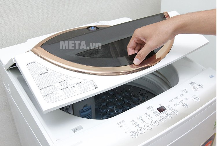 Dung tích lớn đáp ứng được nhu cầu giặt giũ có nhiều quần áo.