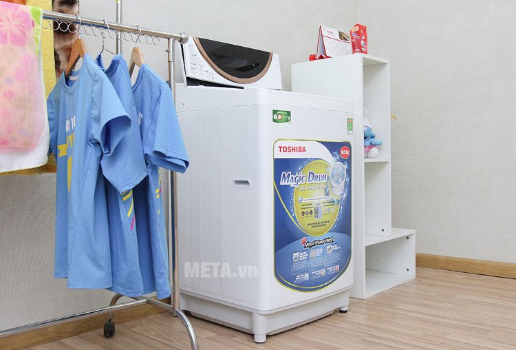 Máy giặt cửa trên 10.5 kg Toshiba ME1150GVWK có tốc độ quay vắt mạnh mẽ góp phần rút ngắn thời gian phơi khô quần áo.