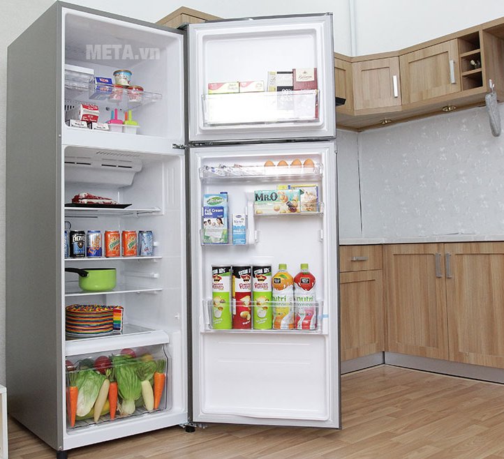 Tủ lạnh 330 lít Toshiba GR-T39VUBZ(DS) với tổng dung tích 330 lít rộng rãi