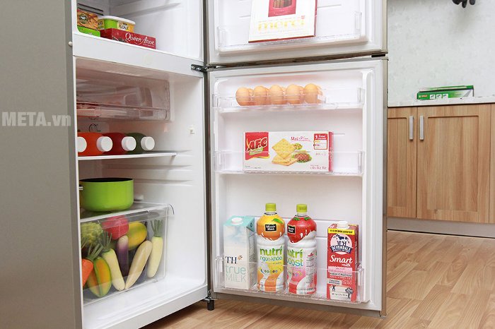 Tủ lạnh được trang bị các công nghệ diệt khuẩn và khử mùi hiệu quả.