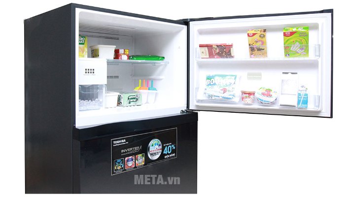 Ngăn làm đá làm lạnh cực nhanh.