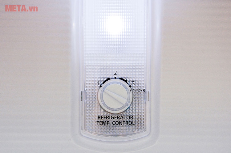 Tủ lạnh 167 lít Panasonic NR-BJ186SSVN với hệ thống làm lạnh nhanh. Tủ lạnh 167 lít Panasonic NR-BJ186SSVN với hệ thống làm lạnh nhanh.