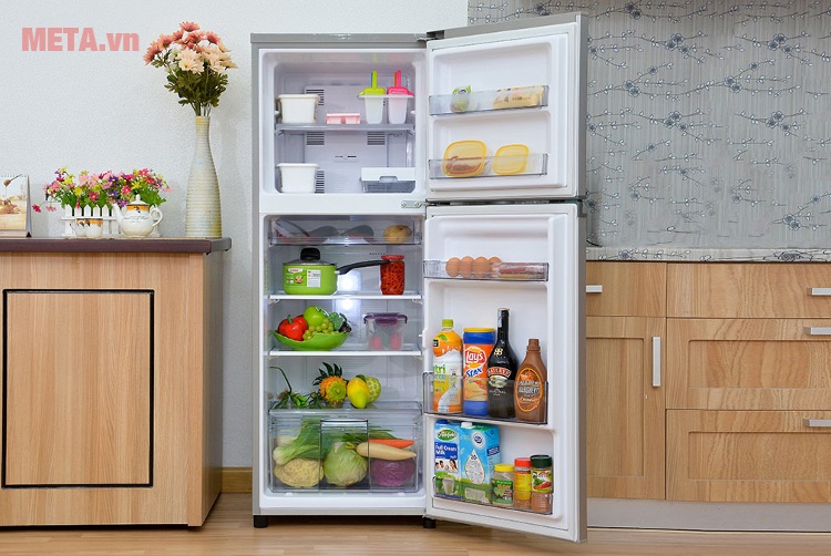 Tủ lạnh 167 lít Panasonic NR-BJ186SSVN được thiết kế với dung tích tủ lớn. Tủ lạnh 167 lít Panasonic NR-BJ186SSVN được thiết kế với dung tích tủ lớn.