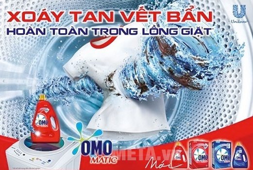 Nước giặt OMO COMFORT tinh dầu thơm 3.8 kg với sức mạnh giặt tẩy vượt trội, đánh bay mọi vết bẩn.