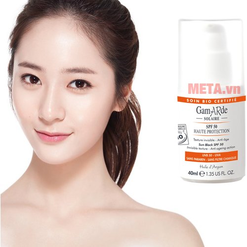 Kem chống nắng chống lão hóa SPF50 Gamarde 40ml - G725 có tác dụng ngay sau khi thoa lên da. Kem chống nắng chống lão hóa SPF50 Gamarde 40ml - G725 có tác dụng ngay sau khi thoa lên da.