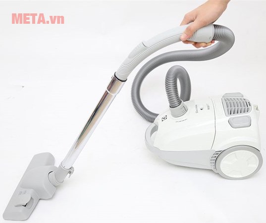 Máy hút bụi có tay cầm Electrolux Z2405