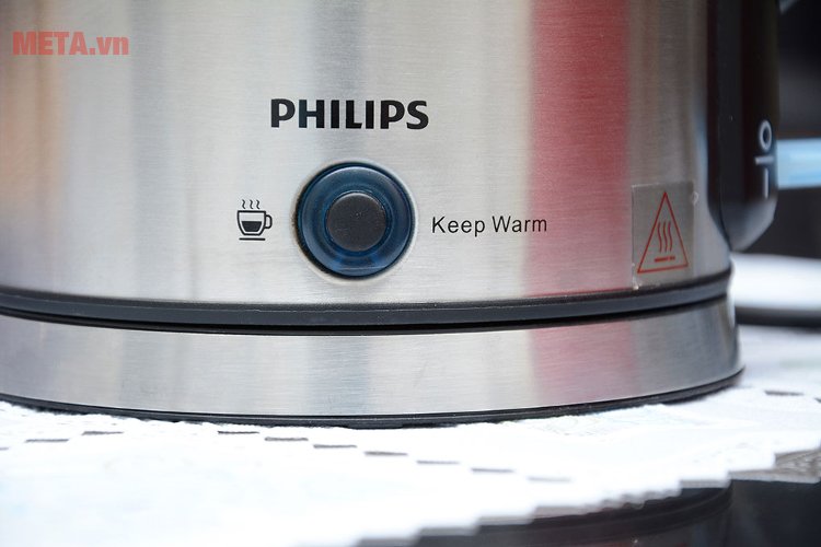 Philips HD9316 giữ ấm nước trong vòng vài giờ.