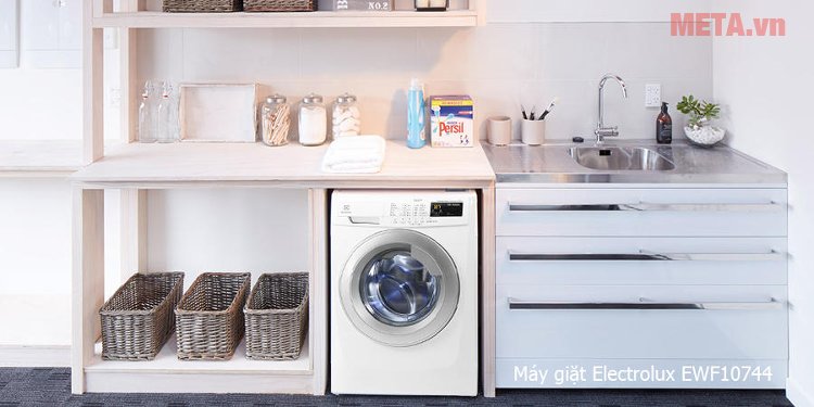 Máy giặt cửa trước 7,5kg Electrolux EWF10744 có thiết kế hiện đại Máy giặt cửa trước 7,5kg Electrolux EWF10744 có thiết kế hiện đại