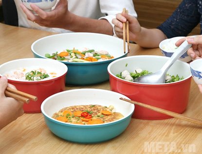 Bộ 5 nồi chảo cán rời Miris có thể các món ăn trực tiếp tại bàn. thuận tiện hơn