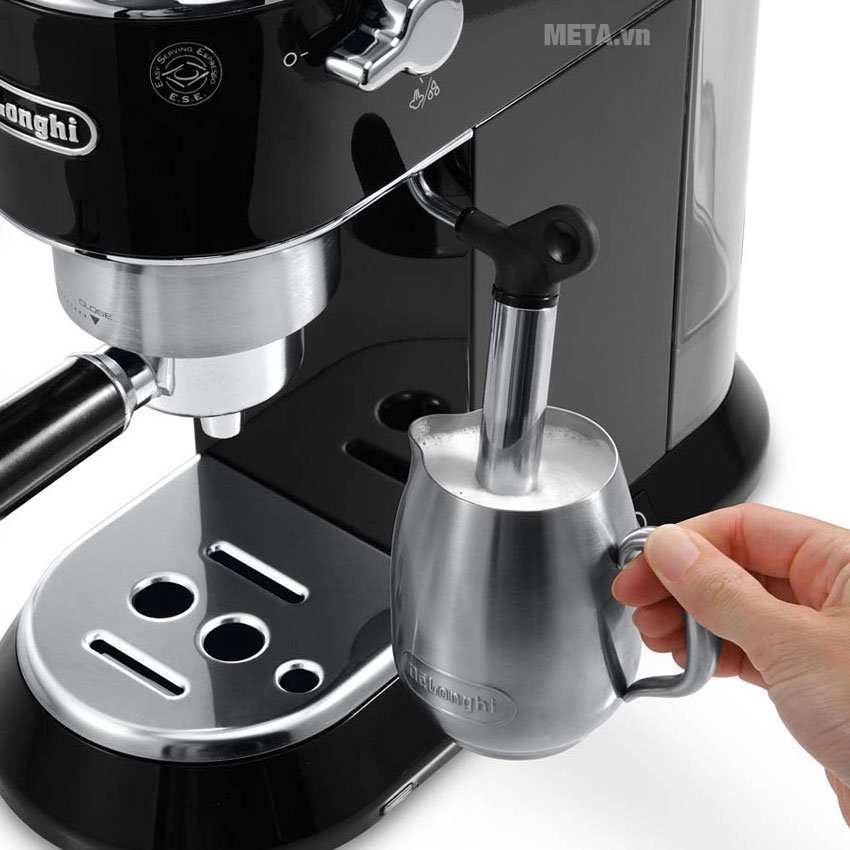 Pha cà phê Delonghi EC680.BK có thể làm cappuccino Pha cà phê Delonghi EC680.BK có thể làm cappuccino