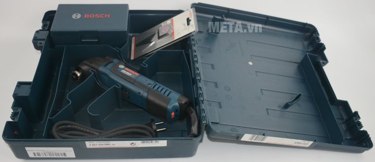Máy cắt đa năng Bosch GOP 250 CE với hộp Máy cắt đa năng Bosch GOP 250 CE với hộp