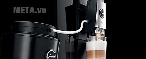 Máy pha cà phê tự động Jura Impressa F9 Piano Black có hệ thống đánh sữa