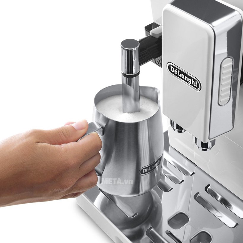 Máy pha cà phê tự động DeLonghi ECAM 45.760.W dễ dàng sử dụng