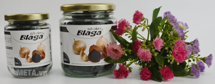Lọ tỏi đen Blaga có loại 150g và 300g cho bạn lựa chọn