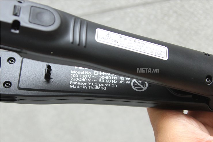 Máy tạo kiểu tóc Panasonic EH-HV51-K645 dễ sử dụng Máy tạo kiểu tóc Panasonic EH-HV51-K645 dễ sử dụng