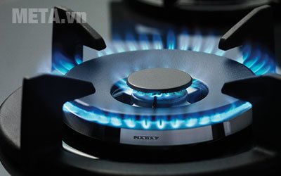Bếp âm Electrolux EGT7637CK cho ngọn lửa màu xanh