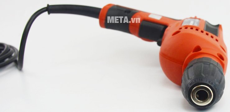 Máy khoan Maktec MT607 giúp khoan gỗ và thép dễ dàng