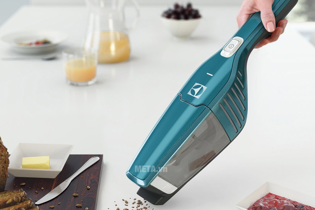 Máy hút bụi không dây Electrolux ZB3103 giúp làm sạch nhanh chóng 
