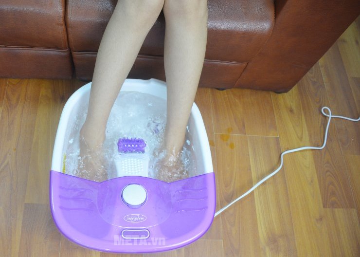 Bồn ngâm massage chân Max-641C giúp thư giãn thoải mái