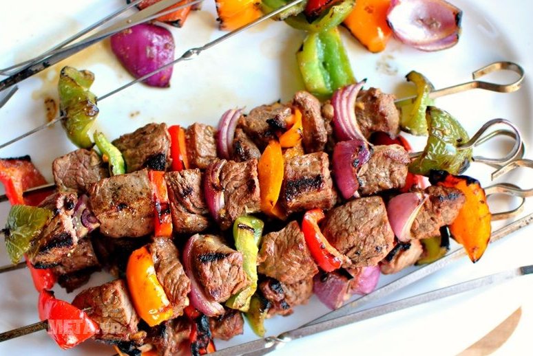 Lò nướng Sanaky VH 359N giúp thức ăn chín đều, thơm ngon