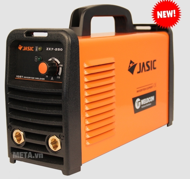 áy hàn que Jasic ZX7-250 nhỏ gọn giúp hàn được trên cao với những mối hàn phức tạp 