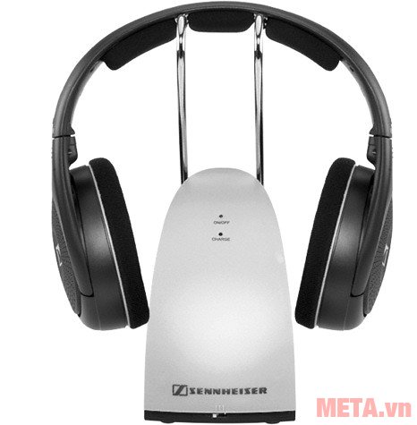 Tai nghe Sennheiser RS 120 II phát ra âm thanh trong trẻo, cân bằng cùng với âm bass mạnh mẽ.