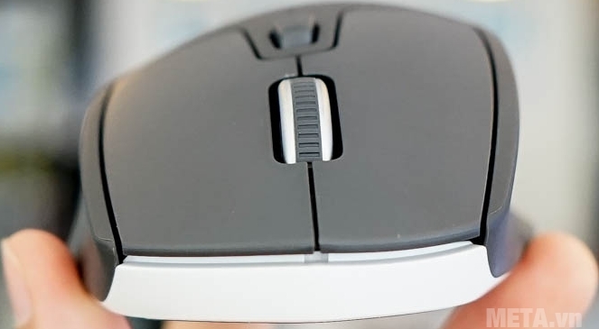 Chuột Logitech M720 đáp ứng chơi game với DPI 1000 cố định
