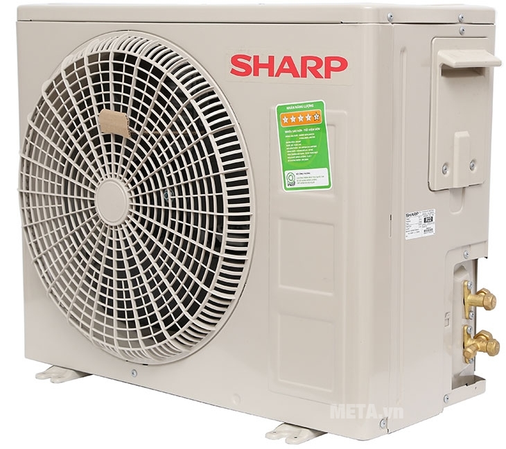 Cục nóng bền bỉ với thời gian khi để ngoài trời 