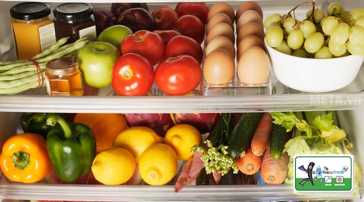 Tủ lạnh Aqua 110 lít AQR-125BN lưu trữ được rất nhiều thực phẩm 