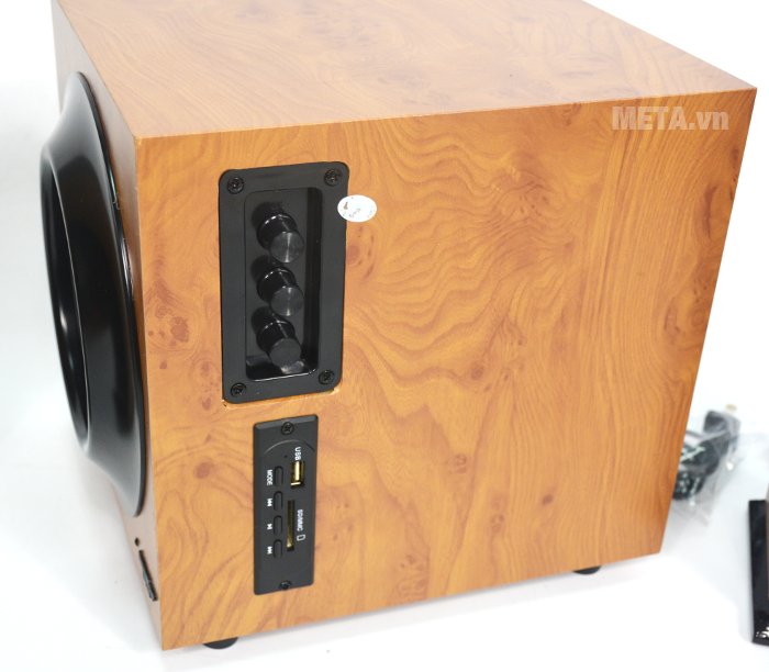 Loa SoundMax A2116 2.1 dễ dàng điều chỉnh với nút bên sườn loa 