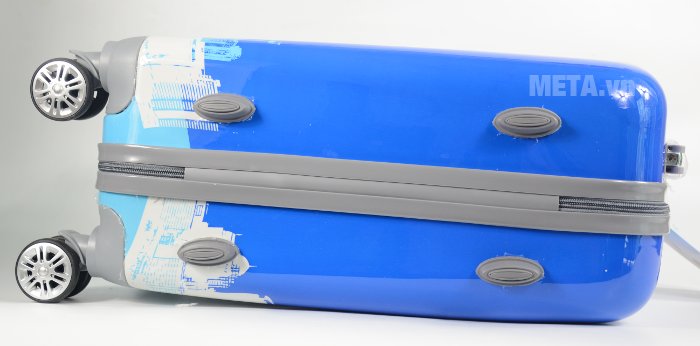 Vali nhựa VLN PC-13 20 inch có kích thước nhỏ 