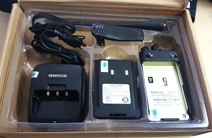 Bộ phụ kiện đi kèm bộ đàm Kenwood TK 3290
