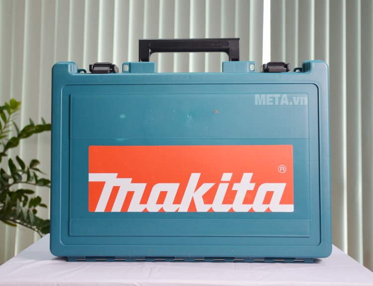 Máy đục bê tông Makita HM0810TA có hộp đựng bằng nhựa 