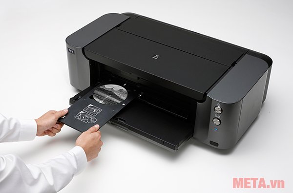 Máy in phun màu Canon PIXMA PRO-10 có 1 khay đĩa CD-R Máy in phun màu Canon PIXMA PRO-10 có 1 khay đĩa CD-R