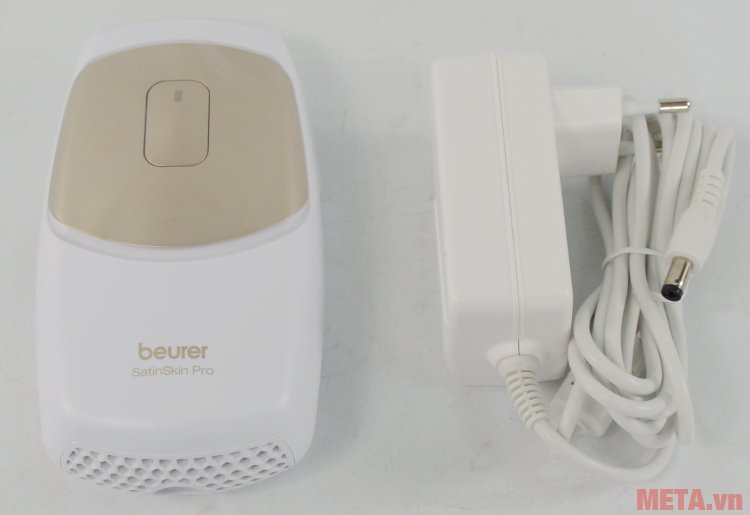 Máy triệt lông cá nhân Beurer IPL7500 có bộ nguồn đi kèm Máy triệt lông cá nhân Beurer IPL7500 có bộ nguồn đi kèm