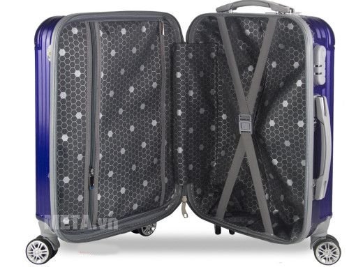 Vali nhựa VLN PC-812 24 inch có đai giữ đồ đạc phía trong 