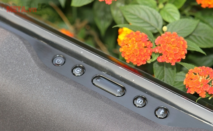 Các nút điều khiển của loa JBL Soundbar SB200/230