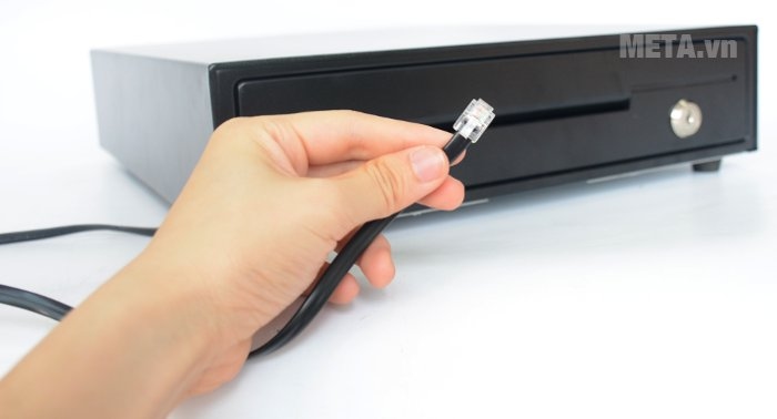 Ngăn kéo đựng tiền QY 335 có cổng kết nối với máy tính tiền 