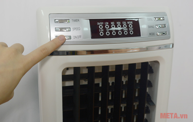 Máy máy làm mát Sumika D703 có bảng điều khiển tiện dụng Máy máy làm mát Sumika D703 có bảng điều khiển tiện dụng