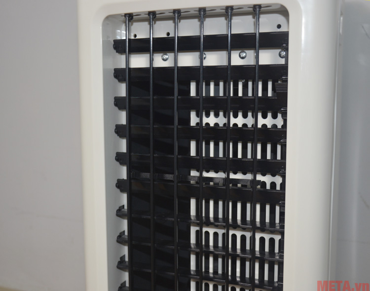 Cánh quạt đảo chiều: Trái, phải, lên, xuống Cánh quạt đảo chiều: Trái, phải, lên, xuống