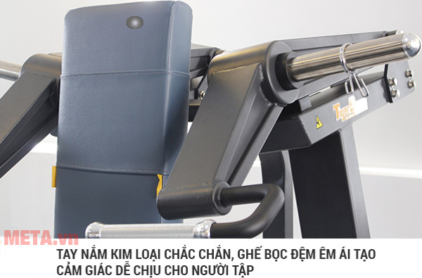 Ghế bọc đệm êm ái khi luyện tập