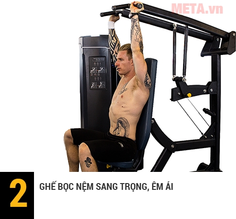 Ghế ngồi được bọc nệm sang trọng 