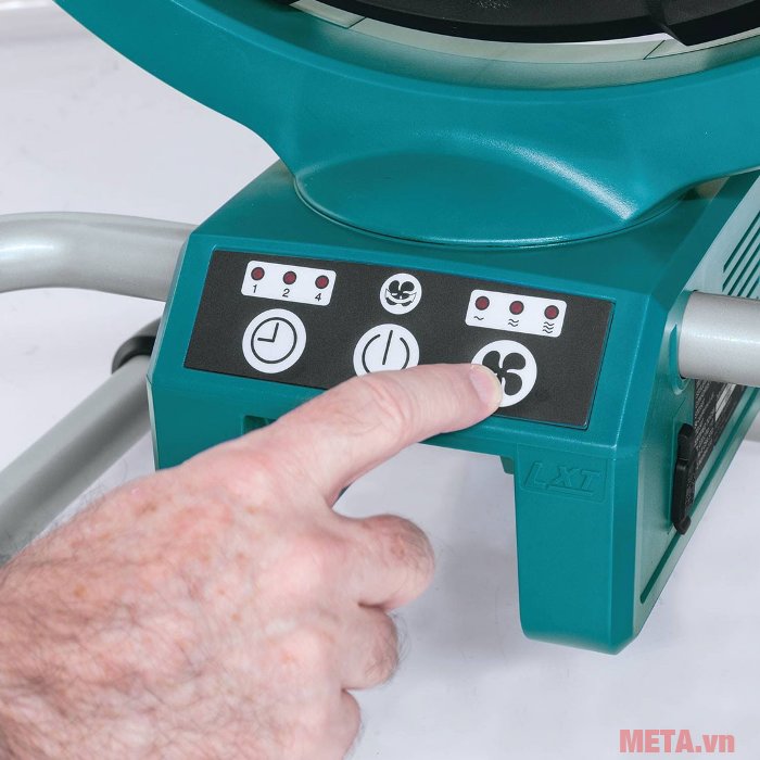 Quạt chạy pin Makita DCF300Z có bảng điều khiển cảm ứng  