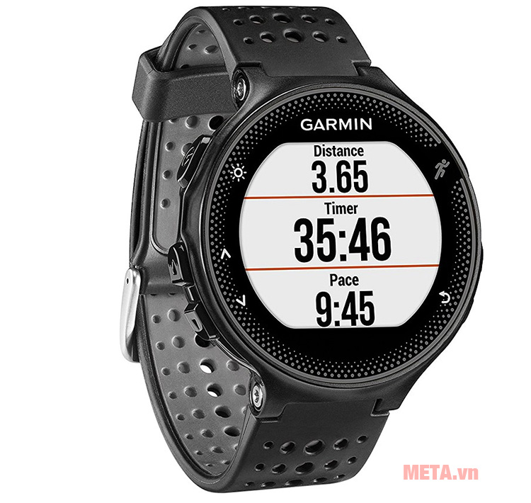 Vòng Đeo Tay Garmin Forerunner 235 hiển thị thông số rõ ràng trên màn hình 