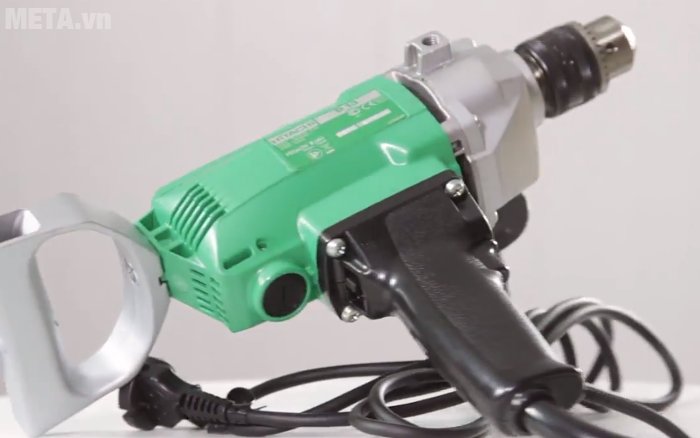 Máy khoan sắt Hitachi D13 hoạt động với công suất 720W Máy khoan sắt Hitachi D13 hoạt động với công suất 720W