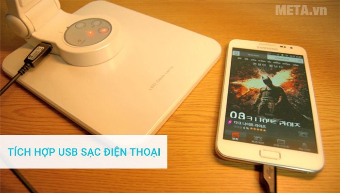 Đèn bàn Led Hàn Quốc đổi màu Prism 5400CW có cổng sạc usb sạc điện thoại 