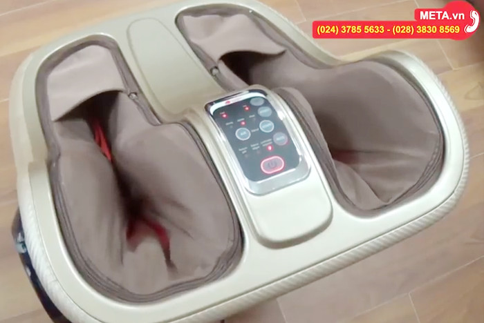 Máy massage chân Buheung MK-416 sử dụng đèn hồng ngoại khi massage